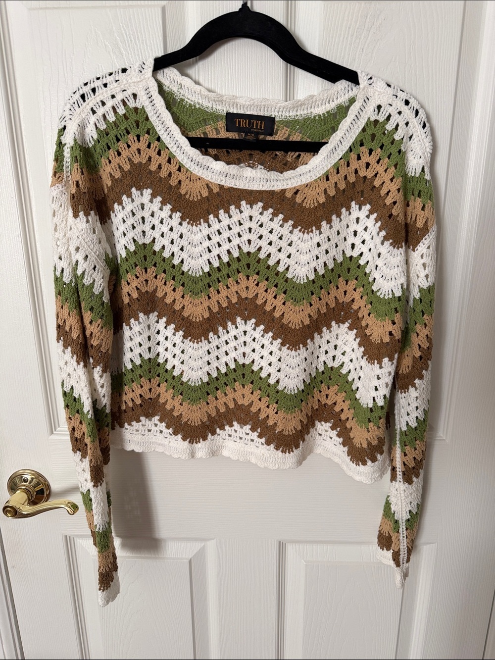 TRUTH Crocheted Chevron Sweater in White, Brown & Green